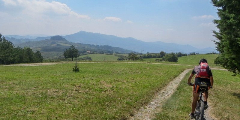 nestbike-via-degli-dei-itinerario-mtb (3).jpg