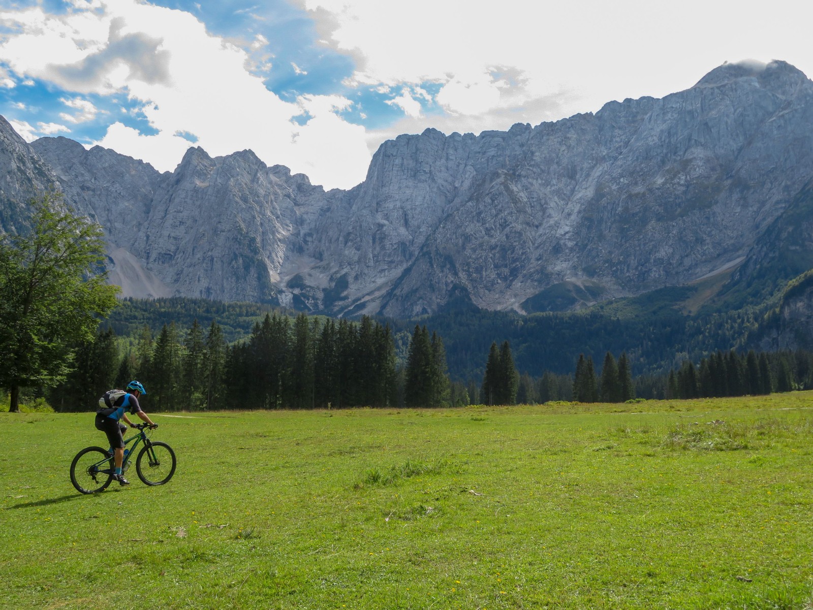 Triplice confine - Laghi di Fusine - nest.bike Percorsi e Itinerari in ...