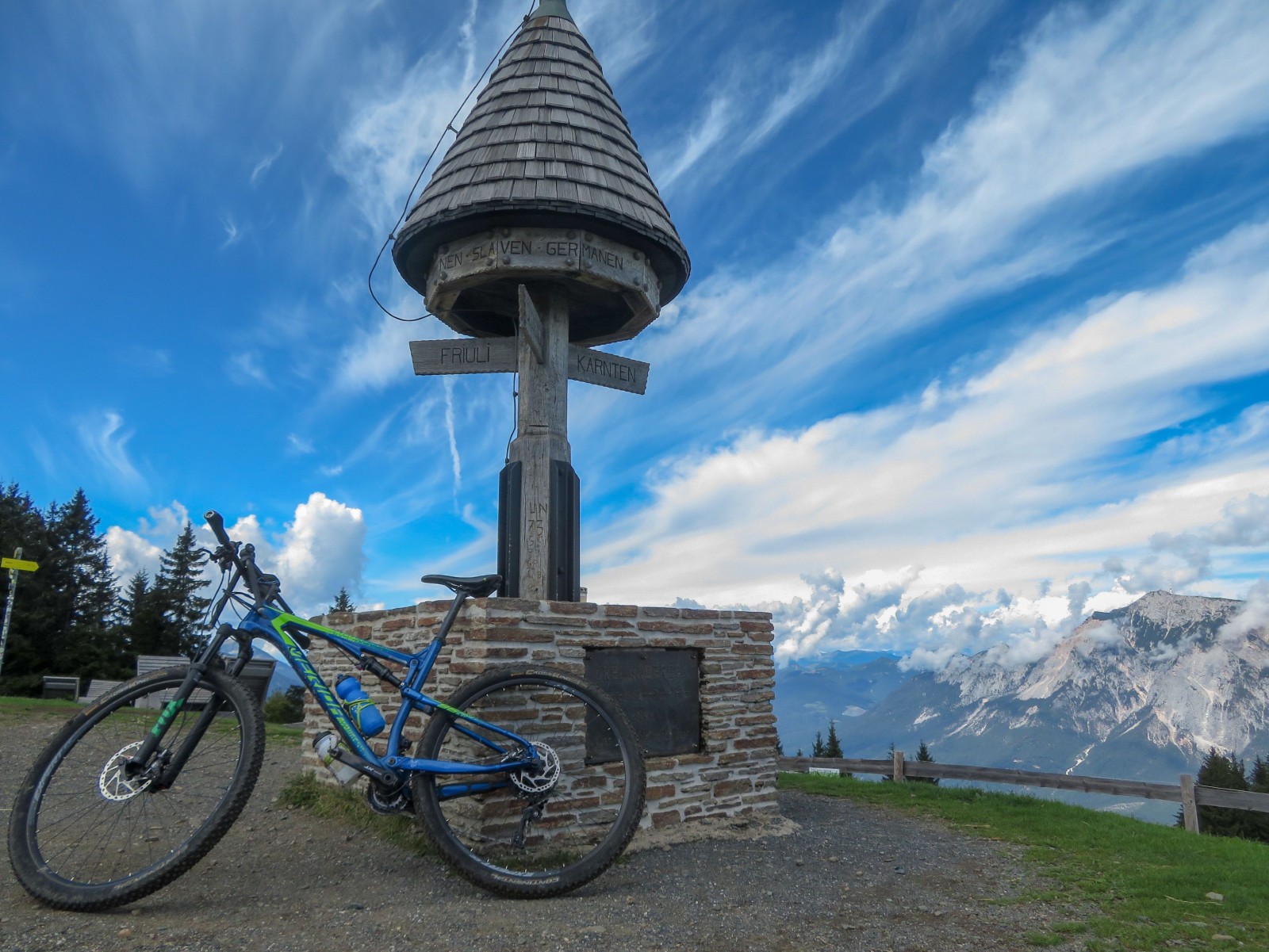 ciclovia alpe adria fusine laghi